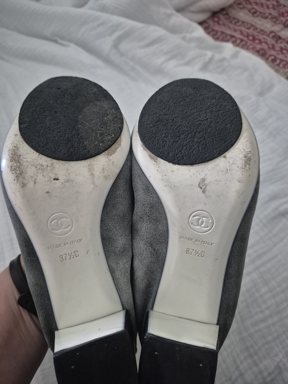 CHANEL Gray Suede and Black Leather Cap-Toe Ballet Flats - Picture 3 of 3